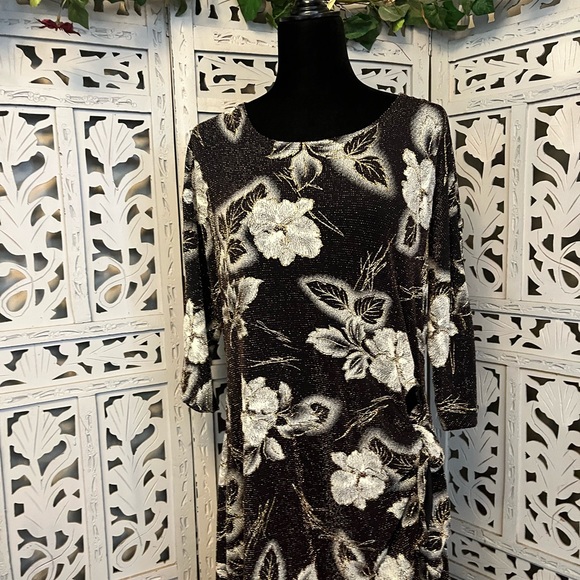 ROBBIE BEE SPECTACULAR SPARKLY BLACK WITH WHITE & GOLD ACCENTS FANCY MIDI DRESS - Picture 2 of 14